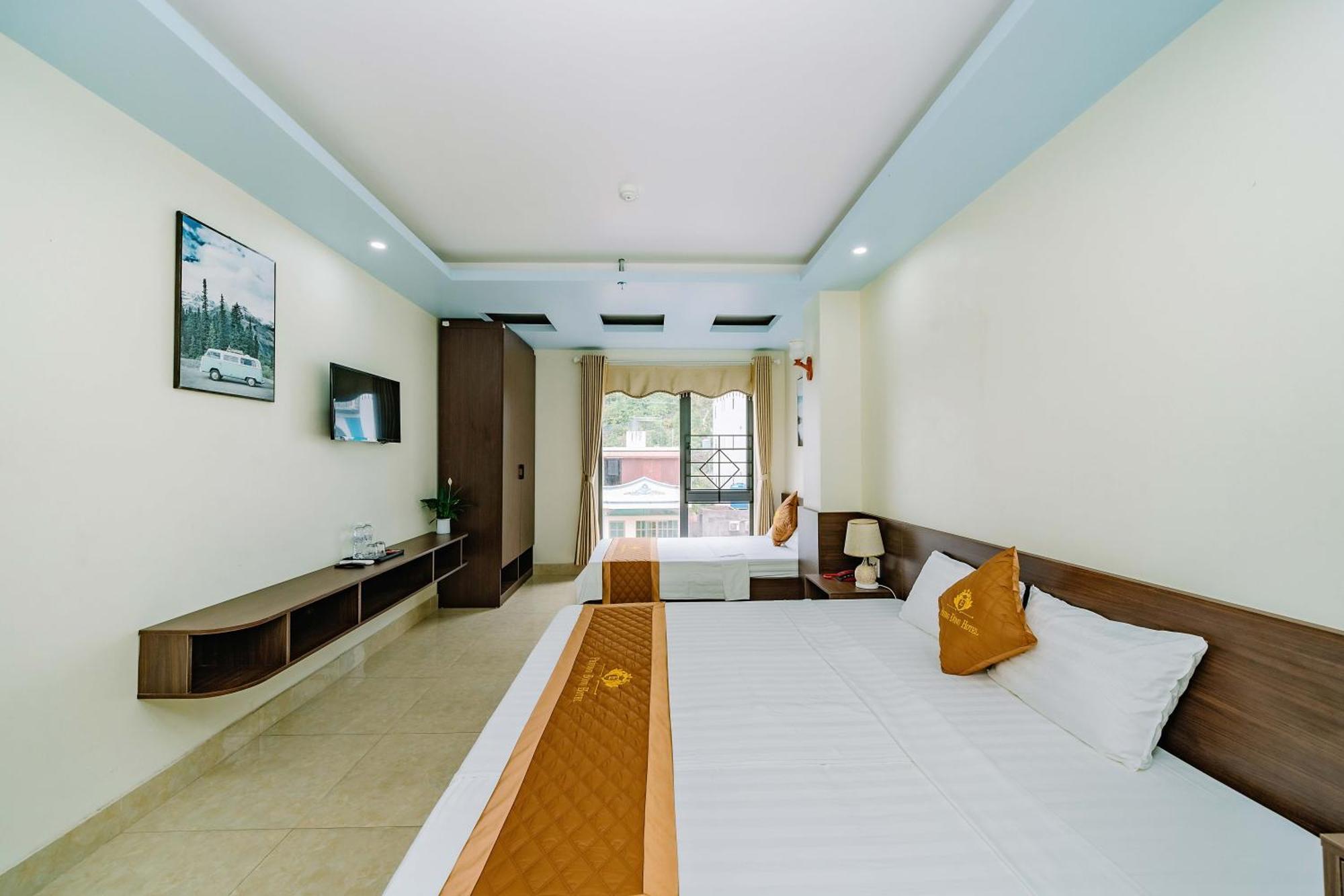 Phuong Dong Hotel Dong Khe Sau Екстериор снимка