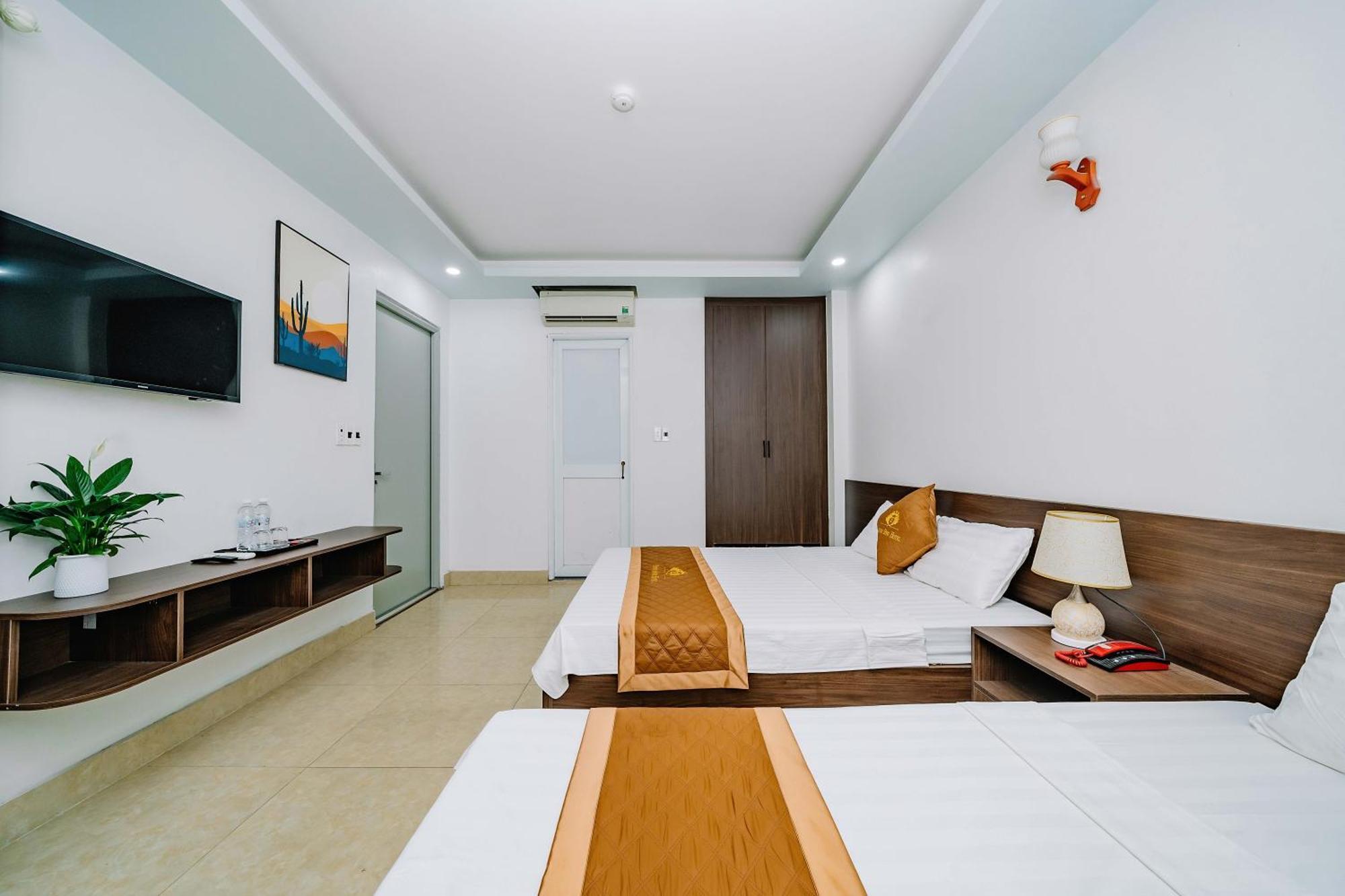 Phuong Dong Hotel Dong Khe Sau Екстериор снимка