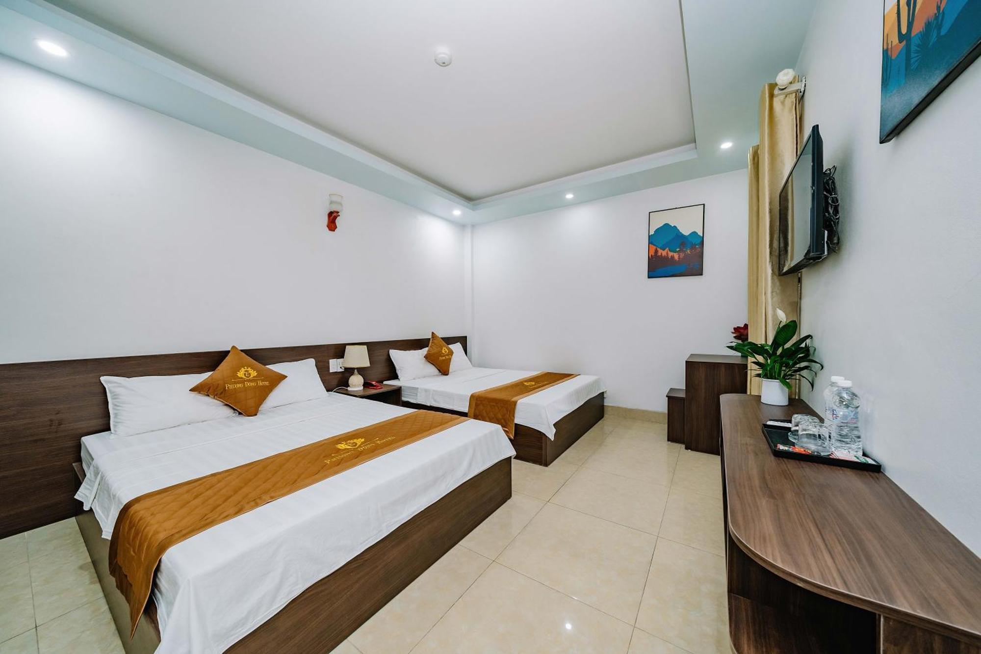Phuong Dong Hotel Dong Khe Sau Екстериор снимка