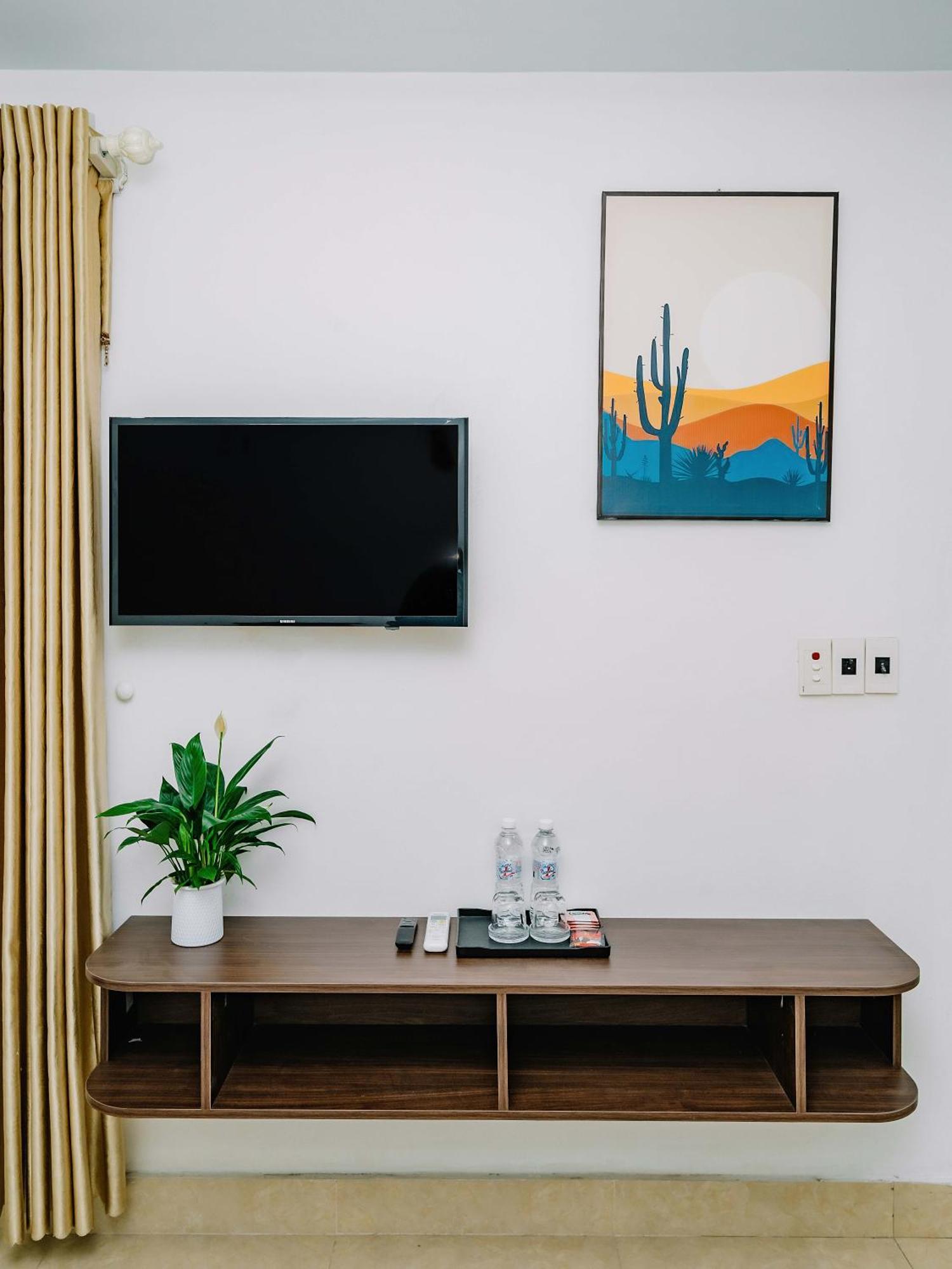Phuong Dong Hotel Dong Khe Sau Екстериор снимка
