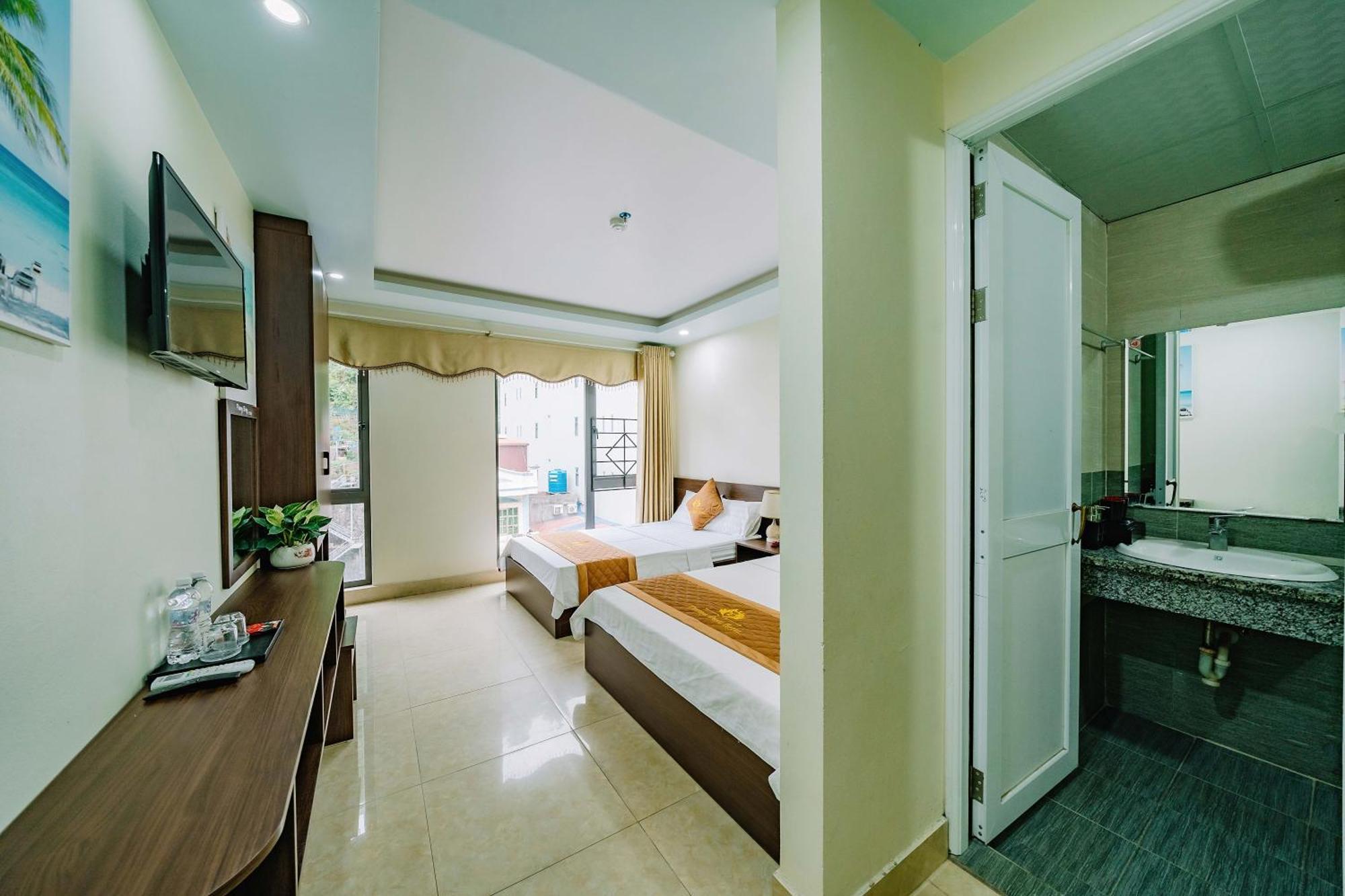 Phuong Dong Hotel Dong Khe Sau Екстериор снимка