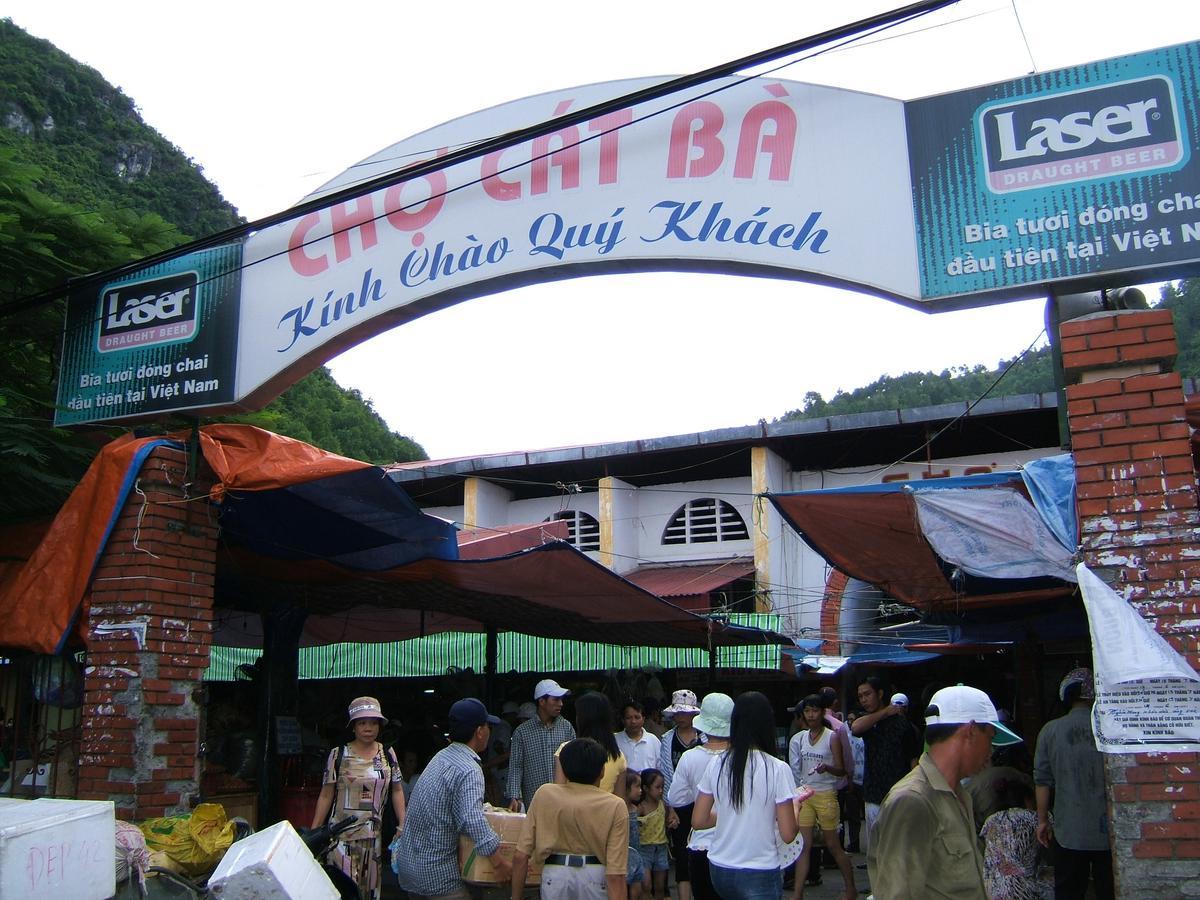 Phuong Dong Hotel Dong Khe Sau Екстериор снимка